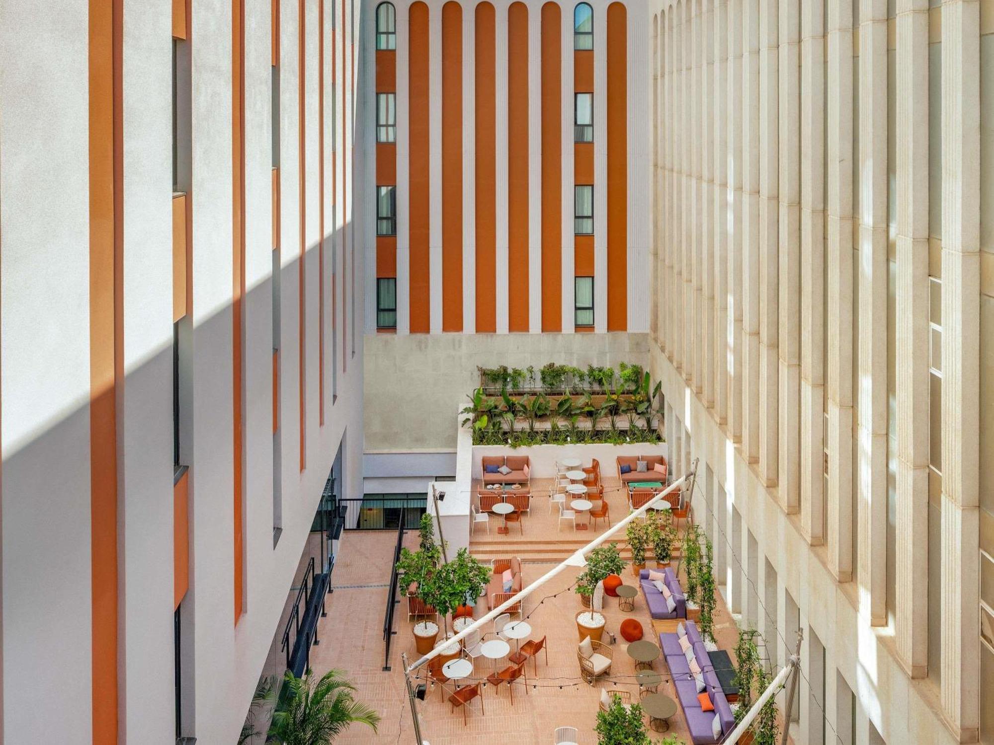 Ibis Styles Sevilla City Santa Justa Esterno foto