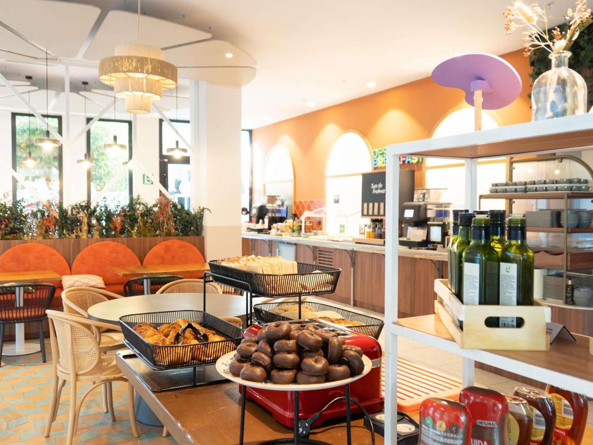 Ibis Styles Sevilla City Santa Justa Esterno foto